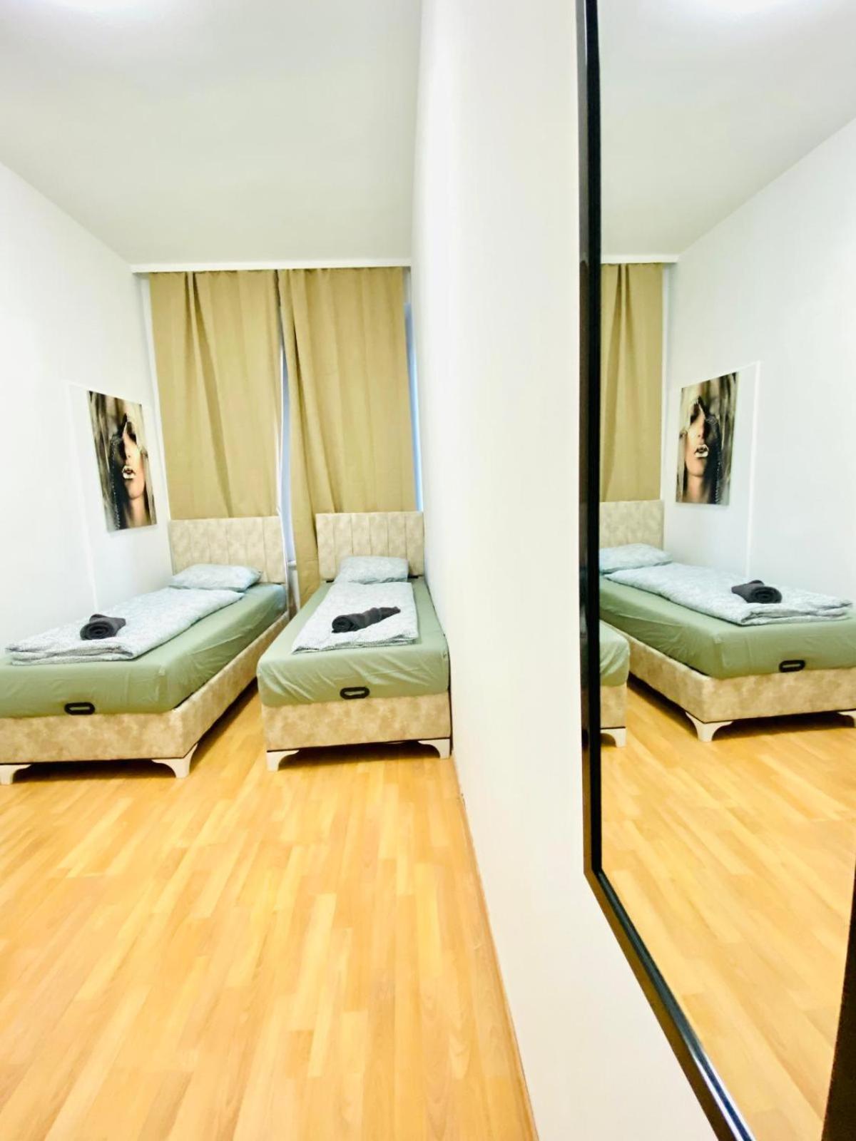 Bright 5Br Shared Apartment W Great Transport Link فيينا المظهر الخارجي الصورة